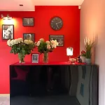 Gallery Hotel