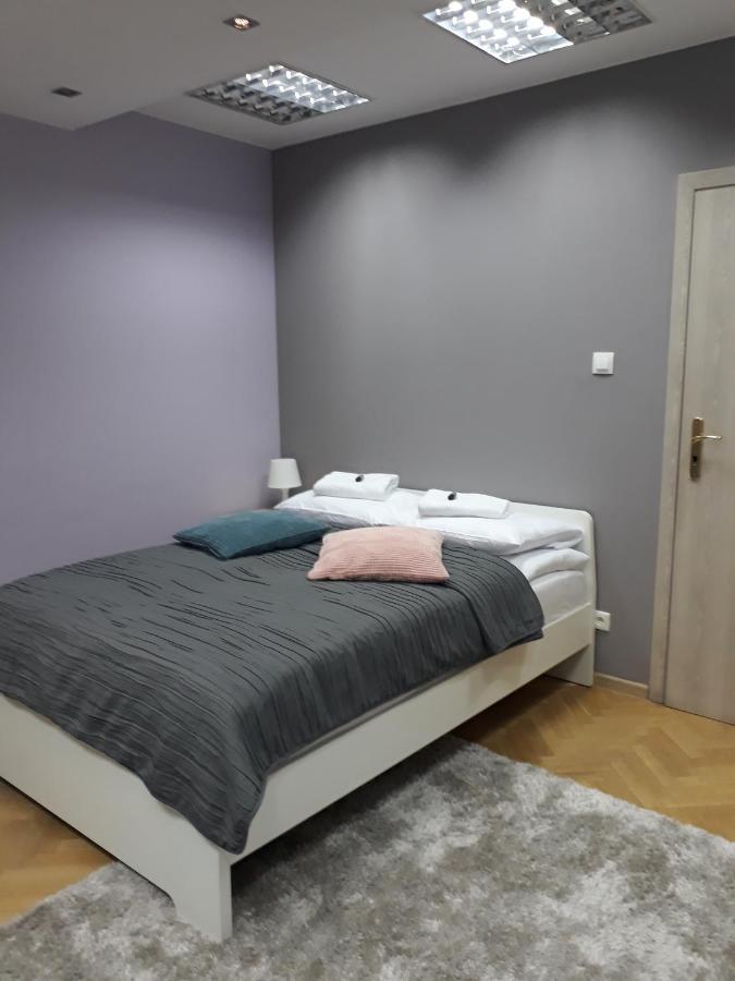 Bed & Breakfast Gallery *